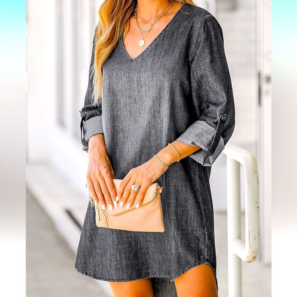 Elegant NWOT Midnight Blue V-Neck Dress Sz L